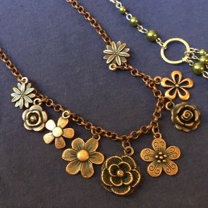 paparazzi Jewelry - Flower green paparazzi sets, NWT super cute spring paparazzi Jewelry - Flower green paparazzi sets, NWT super cute spring